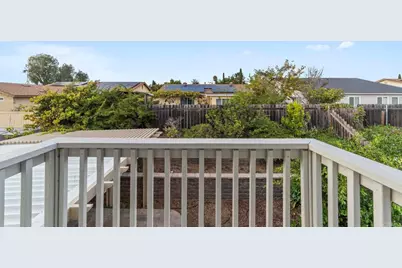 8324 Calle Calzada, San Diego, CA 92126 - Photo 4