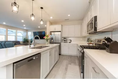 2027 Via Fontana, Chula Vista, CA 91913 - Photo 6