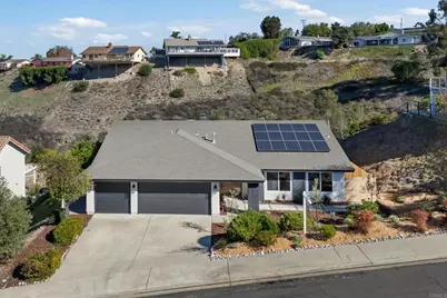 2134 Flying Hills Lane, El Cajon, CA 92020 - Photo 2