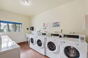 8310 Regents Rd, San Diego, CA 92122 - Photo 16