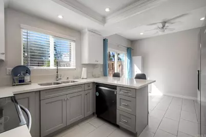 6809 11 Corintia Street, Carlsbad, CA 92009 - Photo 34