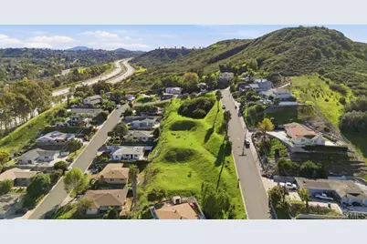 8515 Placid View Drive, Santee, CA 92071 - Photo 10