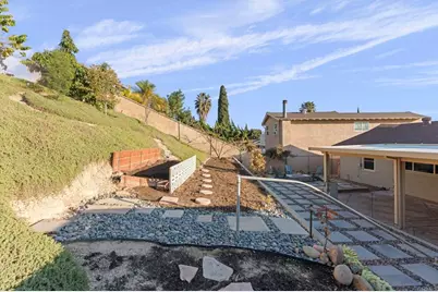 8366 Lake Adlon Drive, San Diego, CA 92119 - Photo 10