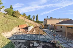 8366 Lake Adlon Dr, San Diego, CA 92119 - Photo 18