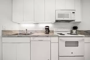 4767 Ocean Blvd, San Diego, CA 92109 - Photo 8