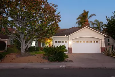 5166 Via Portola, Oceanside, CA 92057 - Photo 2