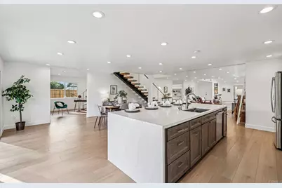 8979 Knaul Court, San Diego, CA 92129 - Photo 16