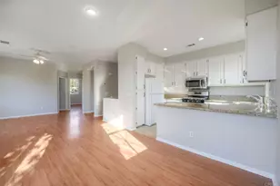 6064 Paseo Acampo, Carlsbad, CA 92009 - Photo 14