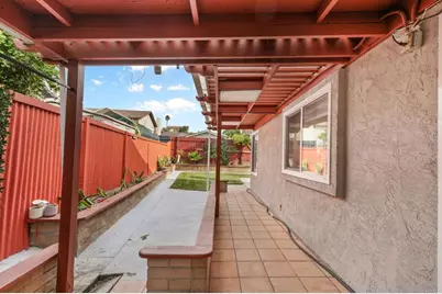 7425 Alsacia St, San Diego, CA 92139 - Photo 20