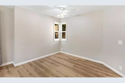 8448 Via Sonoma #100, La Jolla, CA 92037 - Photo 26