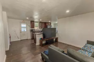 400 Greenfield Dr, El Cajon, CA 92021 - Photo 8