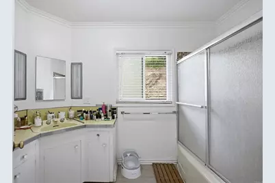 304 Edgerton, San Bernardino, CA 92405 - Photo 34