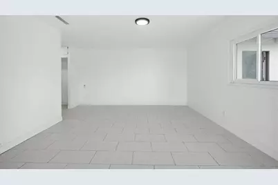 304 Edgerton, San Bernardino, CA 92405 - Photo 18