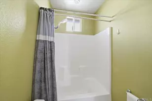 31855 McCartney Dr, Winchester, CA 92596 - Photo 26