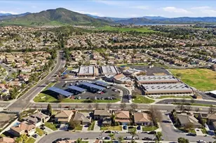 31855 McCartney Dr, Winchester, CA 92596 - Photo 42