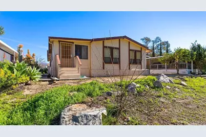11949 Riverside Dr. #36, Lakeside, CA 92040 - Photo 10