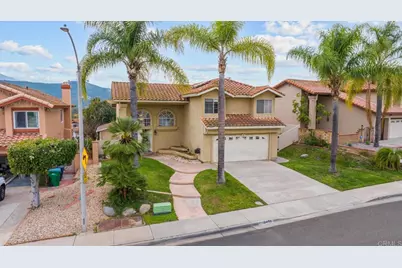 2450 Sawgrass St, El Cajon, CA 92019 - Photo 2