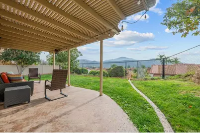 2450 Sawgrass St, El Cajon, CA 92019 - Photo 16