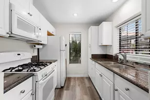 13095 Wimberly Square, San Diego, CA 92128 - Photo 6