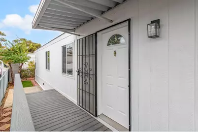 35 Parkwood Lane, Oceanside, CA 92054 - Photo 4