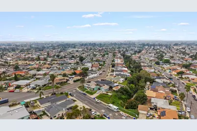 5262 Cervantes Avenue, San Diego, CA 92114 - Photo 10