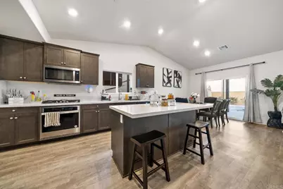 28428 Fressia Drive, Winchester, CA 92596 - Photo 4