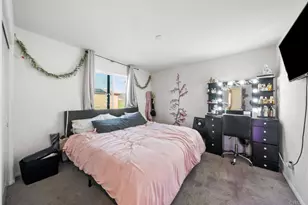 28428 Fressia Dr, Winchester, CA 92596 - Photo 16