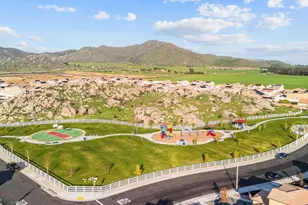 28428 Fressia Dr, Winchester, CA 92596 - Photo 60