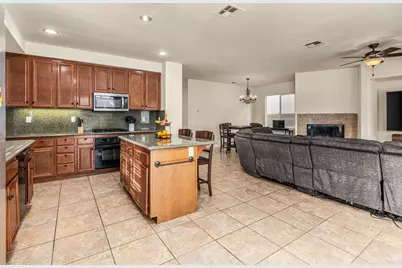 35622 Denver Circle, Winchester, CA 92596 - Photo 10