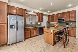 35622 Denver Cir, Winchester, CA 92596 - Photo 8