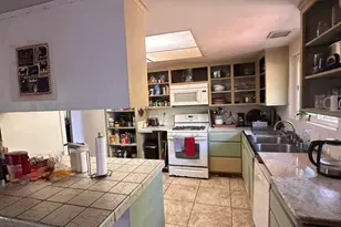 2430 Sunflower Terrace, Vista, CA 92083 - Photo 18