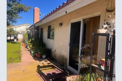 1158 Meadow Lake Drive, Vista, CA 92084 - Photo 2