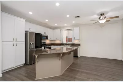 8772 Glen Vista Way, Santee, CA 92071 - Photo 10