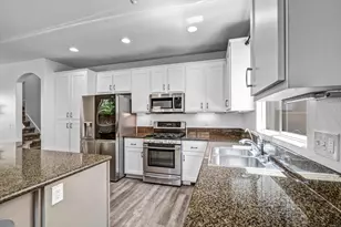 8772 Glen Vista Way, Santee, CA 92071 - Photo 10