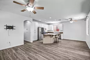 8772 Glen Vista Way, Santee, CA 92071 - Photo 6