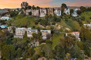 3866 Alta Mesa Dr, Studio City, CA 91604 - Photo 2