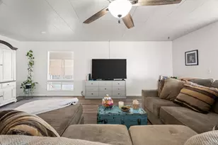 450 E Bradley Ave, El Cajon, CA 92021 - Photo 16