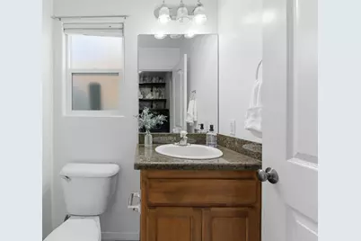 209 Journeys End, Vista, CA 92083 - Photo 36