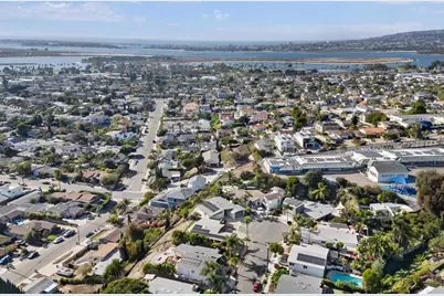 4821 Viane Way, San Diego, CA 92110 - Photo 2