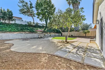 463 Parkbrook St, Spring Valley, CA 91977 - Photo 34