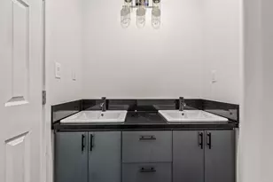 214 Zenith St, Chula Vista, CA 91911 - Photo 10