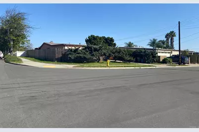 3395 Lockwood Drive, San Diego, CA 92123 - Photo 2