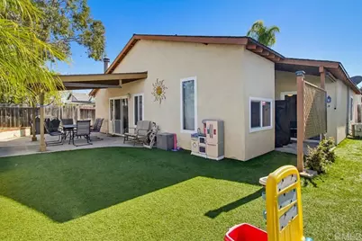 8672 Aquarius  Dr, San Diego, CA 92126 - Photo 22