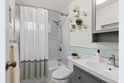 4927 Chateau Drive, San Diego, CA 92117 - Photo 10