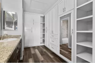 5667 Adobe Falls Rd, San Diego, CA 92120 - Photo 24