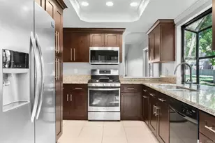 5667 Adobe Falls Rd, San Diego, CA 92120 - Photo 16