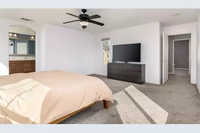 2130 Dune Evening Dr, Chula Vista, CA 91915 - Photo 12