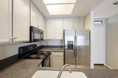 2232 River Run Drive #206, San Diego, CA 92108 - Photo 10