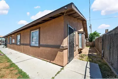 326 Beardsley Avenue, Bakersfield, CA 93308 - Photo 2