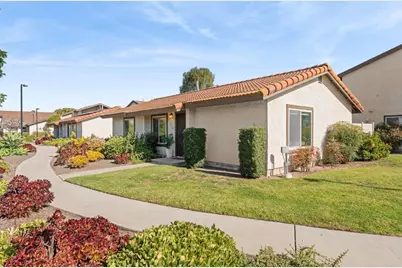 510 Bluffview Rd, Spring Valley, CA 91977 - Photo 2